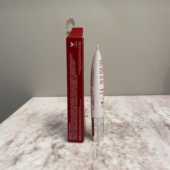 Dermelect Revitalite Eyelid & Dark Circle Corrector - Picture 4 of 4